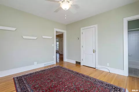 2428 13th St, Moline, IL 61265 photo 16