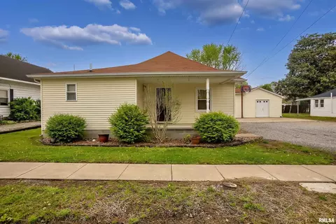 501 S 20th St, Herrin, IL 62948