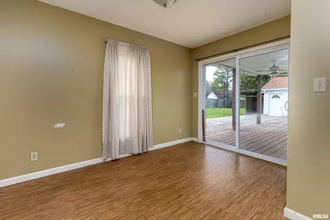 501 S 20th St, Herrin, IL 62948 photo 10