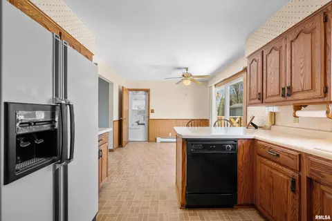 604 3rd Ave, Sherrard, IL 61281 photo 24