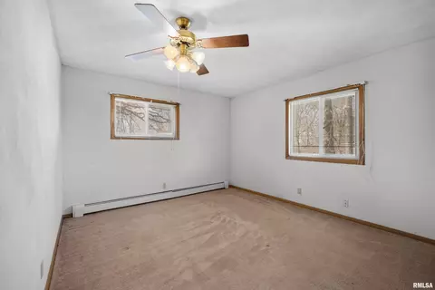 604 3rd Ave, Sherrard, IL 61281 photo 15