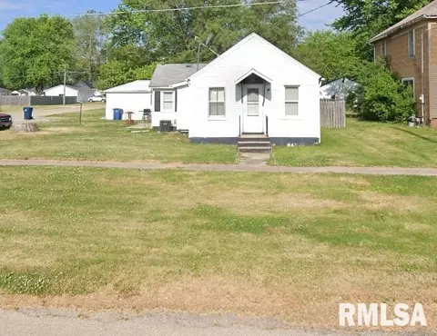 212 S Depot St, Annawan, IL 61234