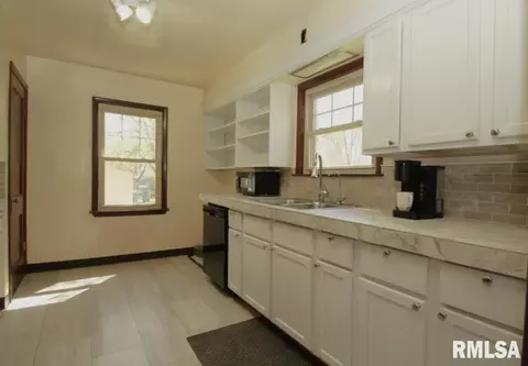 309 E Williams St, Atkinson, IL 61235 photo 7