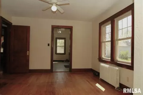 309 E Williams St, Atkinson, IL 61235 photo 6