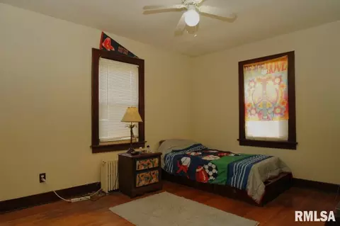 309 E Williams St, Atkinson, IL 61235 photo 9
