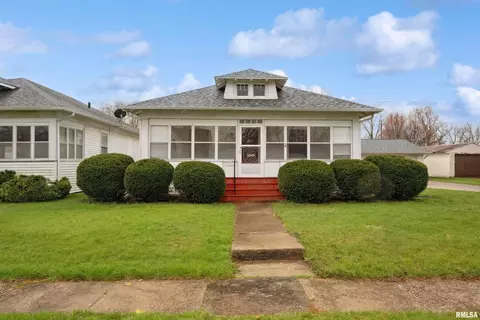 505 Hedge Ave, Burlington, IA 52601