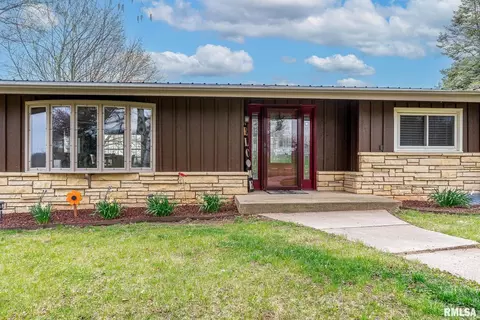 10742 Loop Rd, Savanna, IL 61074