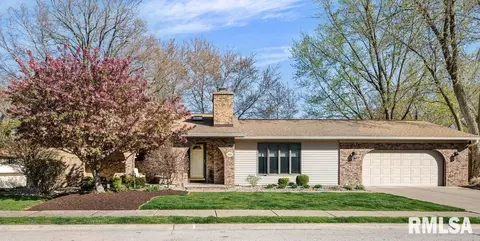 2928 28th Ave #A, Moline, IL 61265