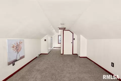 905 54th St #B, Moline, IL 61265 photo 10