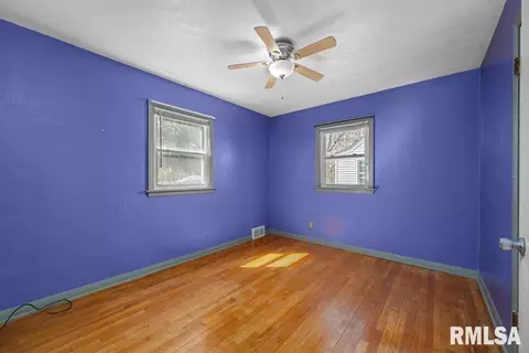 905 54th St #B, Moline, IL 61265 photo 12