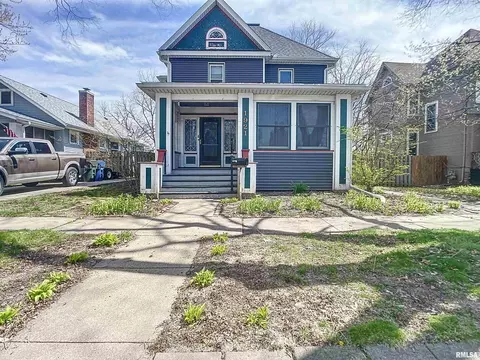 1921 Farnam St, Davenport, IA 52803