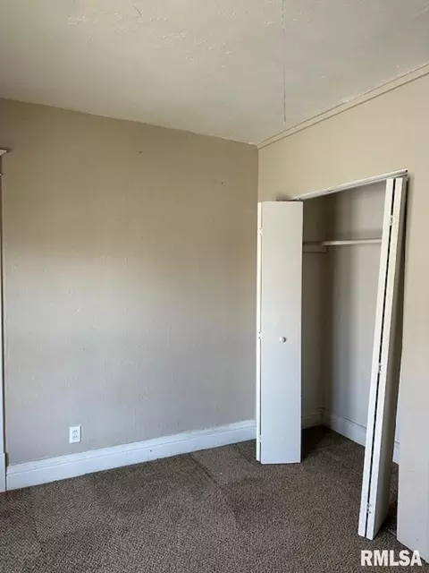 1220 15th St, Moline, IL 61265 photo 11