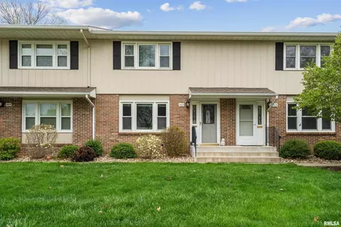 1507 21st Ave #4, Rock Island, IL 61201