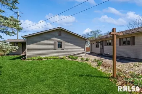 402 Maple Ave, Morrison, IL 61270 photo 6