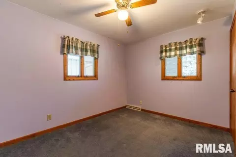 402 Maple Ave, Morrison, IL 61270 photo 14