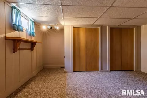 402 Maple Ave, Morrison, IL 61270 photo 17