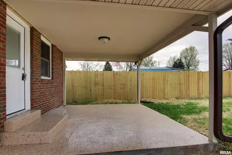 930 Maple St, Quincy, IL 62301 photo 21