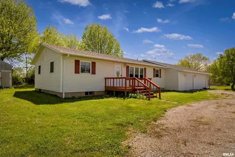 6214 S Market Rd, Marion, IL 62959