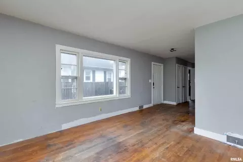 2933 11th Ave #B, Moline, IL 61265 photo 10