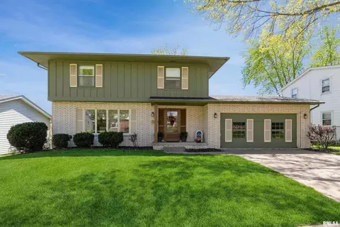 4624 11th Ave #D, Moline, IL 61265