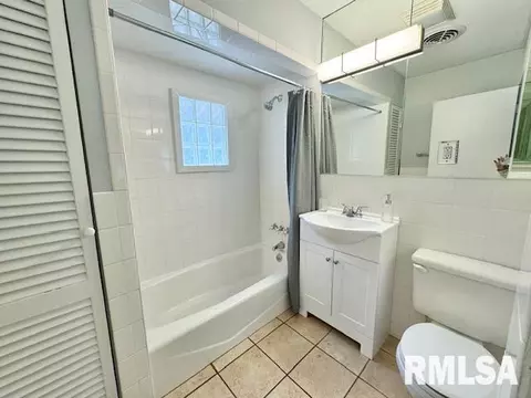 1805 36th St, Moline, IL 61265 photo 22