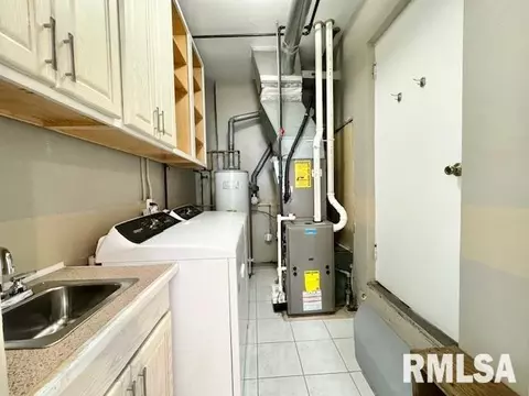 1805 36th St, Moline, IL 61265 photo 6