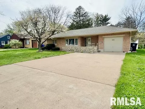 1805 36th St, Moline, IL 61265 photo 3