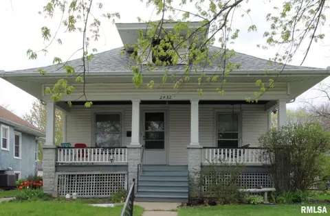 2432 Tremont Ave, Davenport, IA 52803