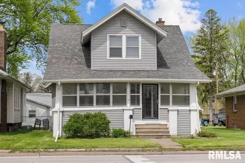 2730 E Locust St, Davenport, IA 52803