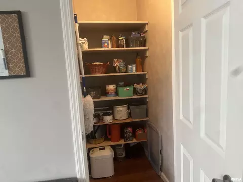 1015 12th Ave, Moline, IL 61265 photo 7