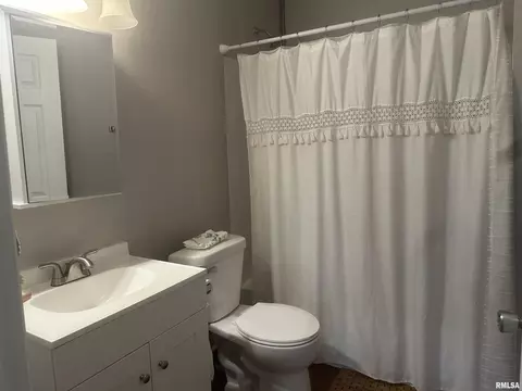 1015 12th Ave, Moline, IL 61265 photo 19