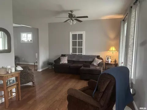 1015 12th Ave, Moline, IL 61265 photo 10