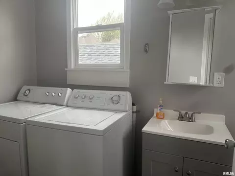 1015 12th Ave, Moline, IL 61265 photo 14
