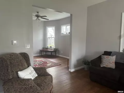 1015 12th Ave, Moline, IL 61265 photo 9