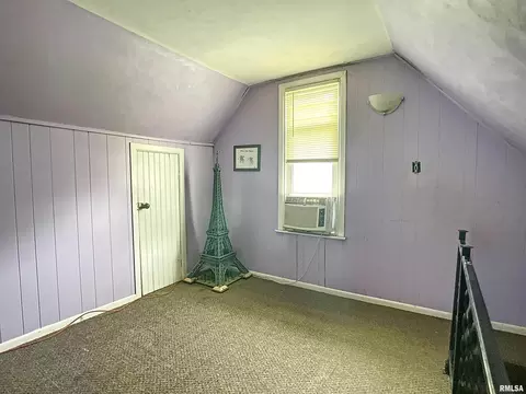 2420 4th St, Moline, IL 61265 photo 14