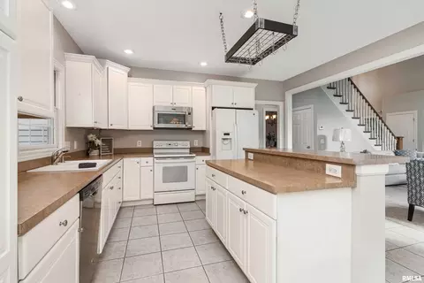 82 Kennelworth Cir, Hampton, IL 61256 photo 9