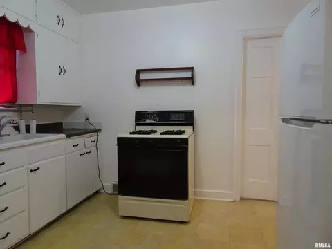 2525 6th Ave, Moline, IL 61265 photo 5