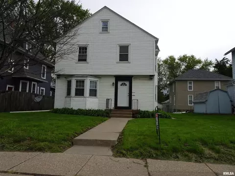 2525 6th Ave, Moline, IL 61265