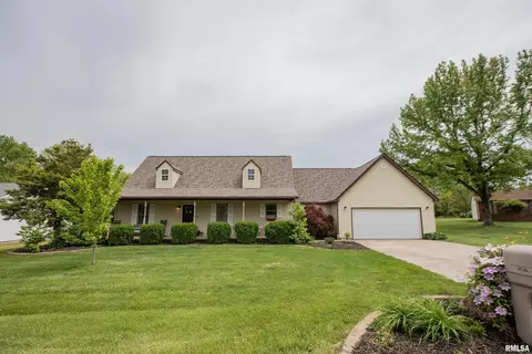 2940 Delora Ln, Herrin, IL 62948