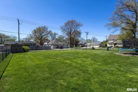 134 N 4th St, Eldridge, IA 52748 photo 38