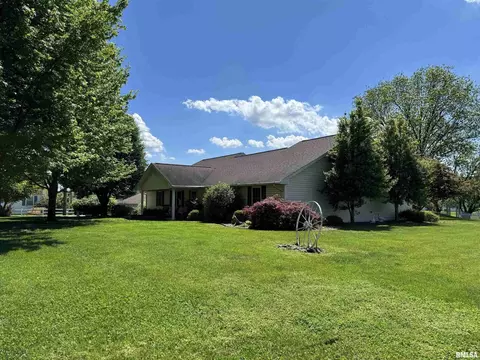1806 N State St, Marion, IL 62959 photo 6