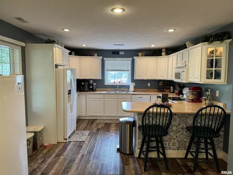 1806 N State St, Marion, IL 62959 photo 34