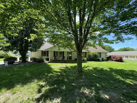 1806 N State St, Marion, IL 62959