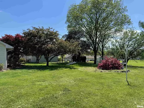 1806 N State St, Marion, IL 62959 photo 8