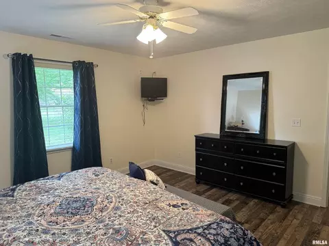 1806 N State St, Marion, IL 62959 photo 46