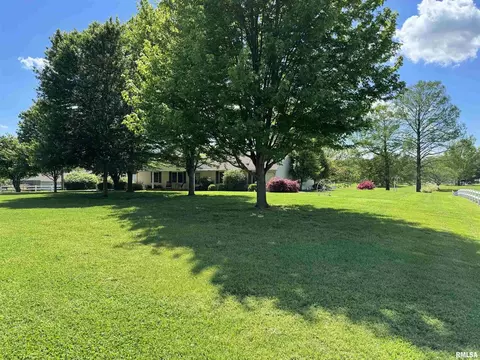 1806 N State St, Marion, IL 62959 photo 4