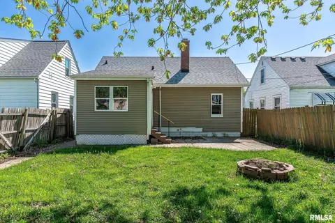 1901 30th St, Moline, IL 61265 photo 17