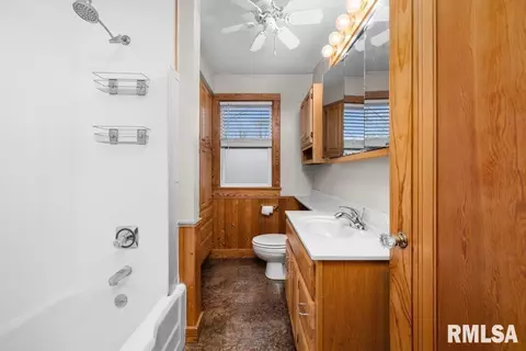 111 N West St, Annawan, IL 61234 photo 19