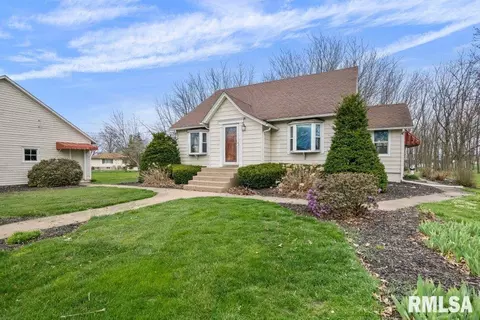 111 N West St, Annawan, IL 61234 photo 2