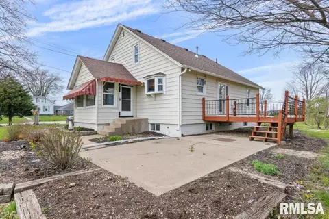 111 N West St, Annawan, IL 61234 photo 4
